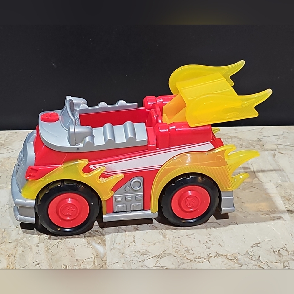 Spin Master Paw Patrol‎ Mighty Pups Super Paws Deluxe Marshall Vehicle Light-up